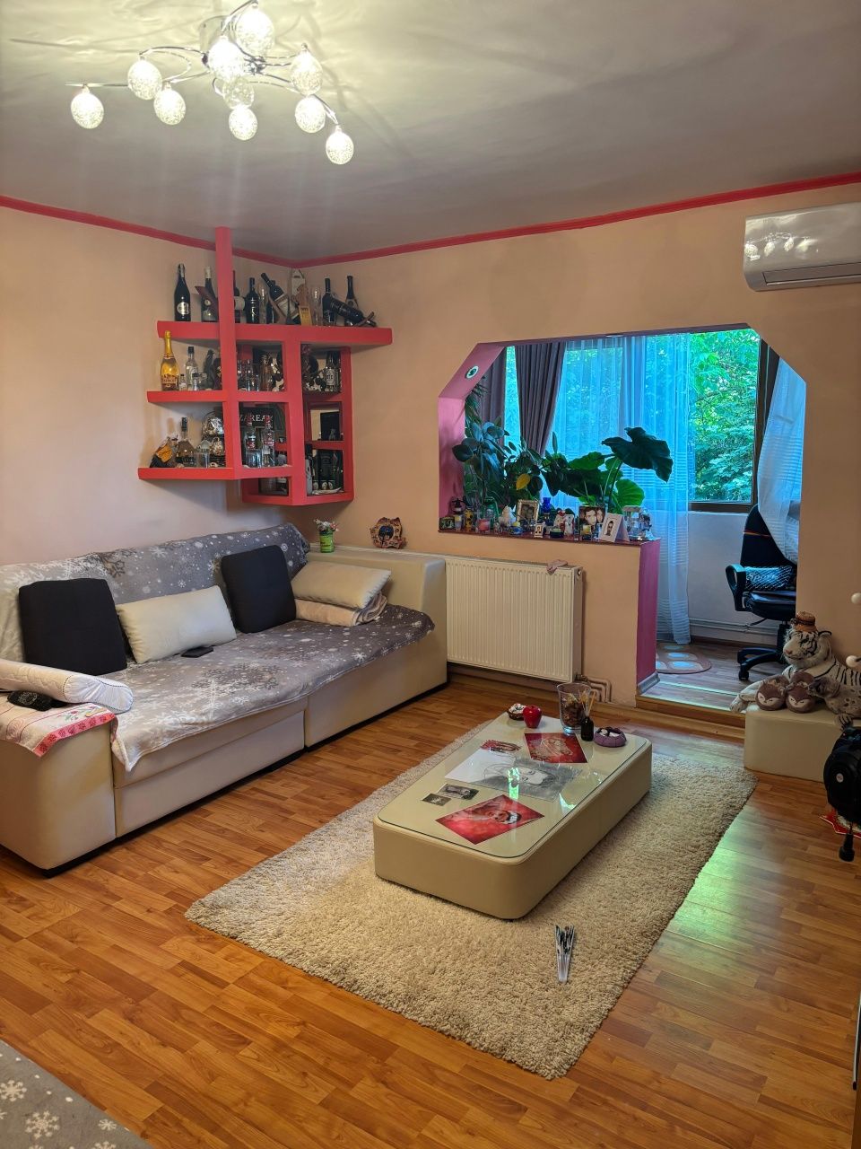 Vând apartament doua camere