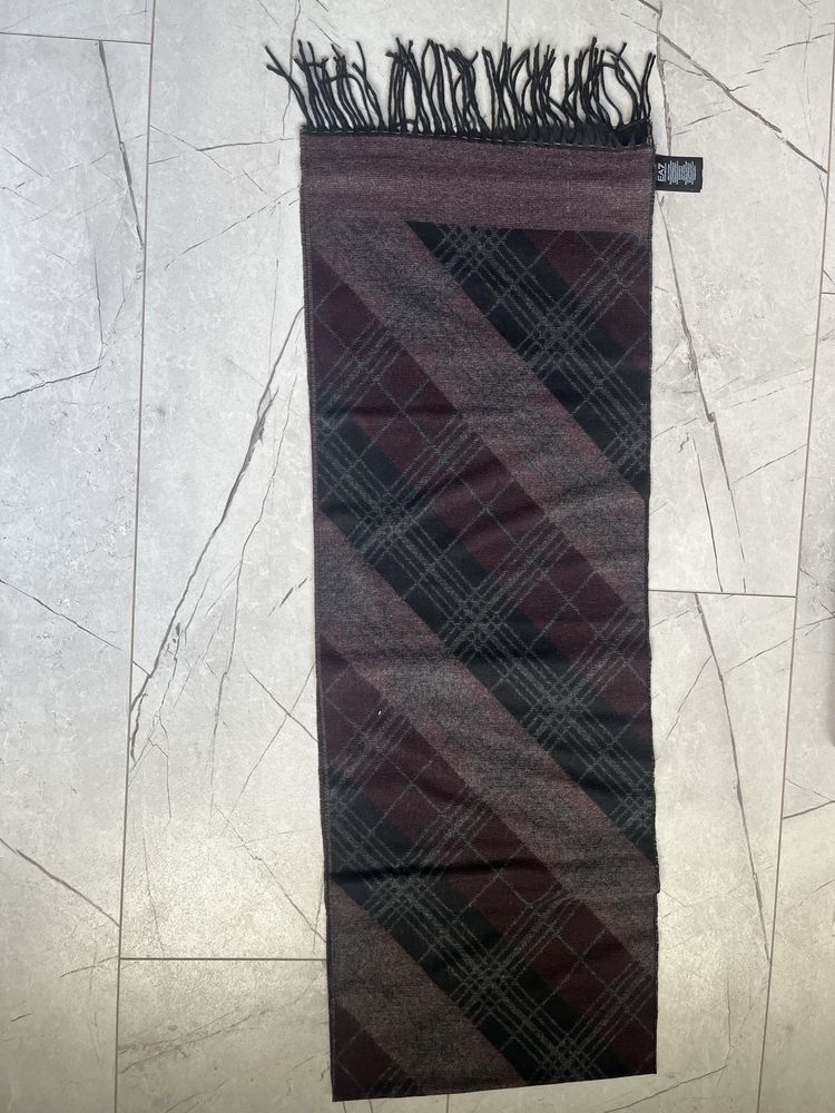 Шал Armani