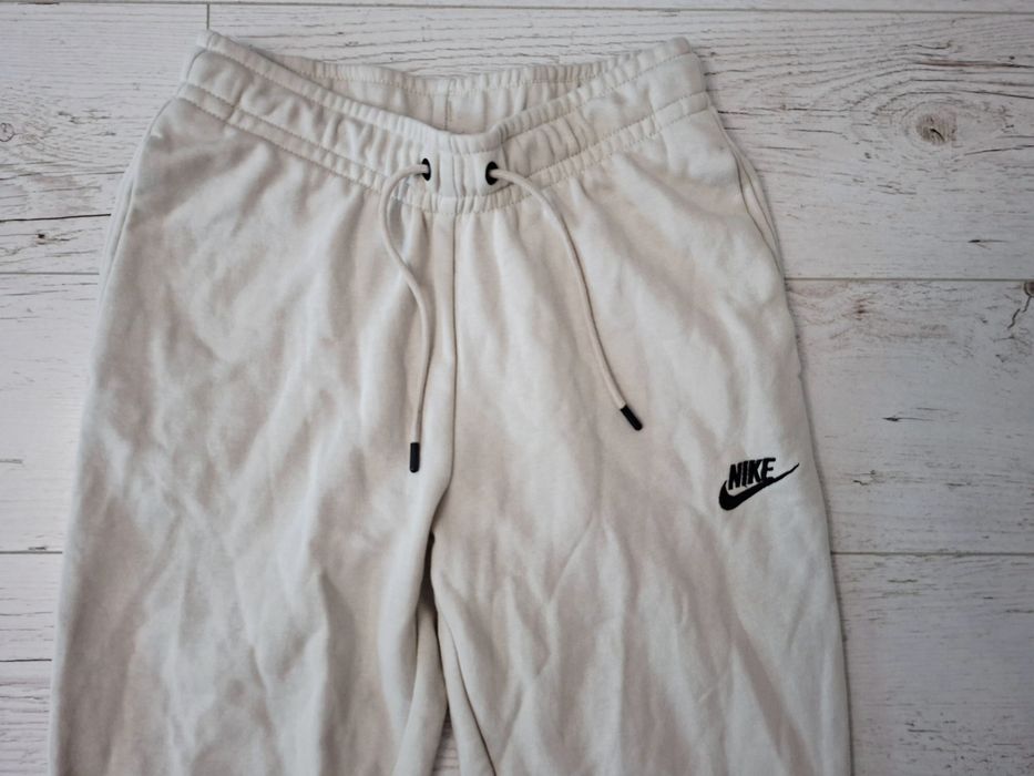 Nike-Ориг. Дамско долнище Ново!!!