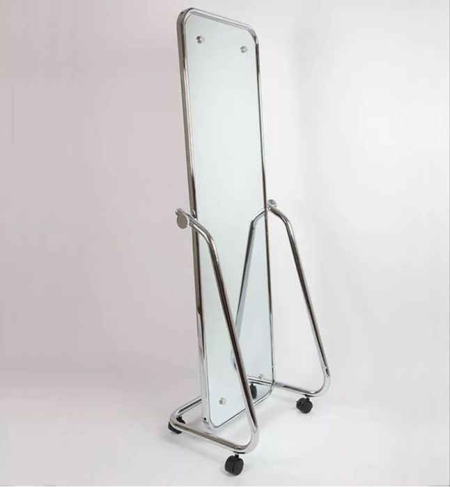 Зеркало напольное на колесиках. Цвет рамы-хром.