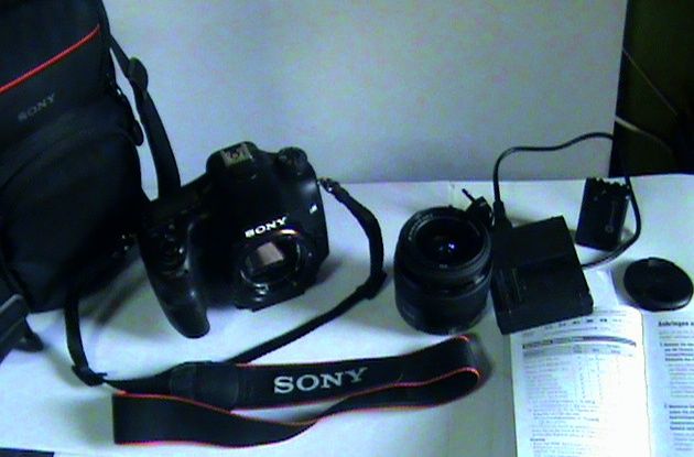 Vand aparat foto/film - Sony Alpha 68 sau Sony ILCA-68.
