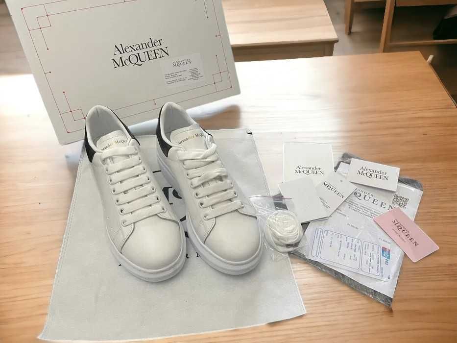 Sneakersi Alexander McQueen Alb Piele Naturala