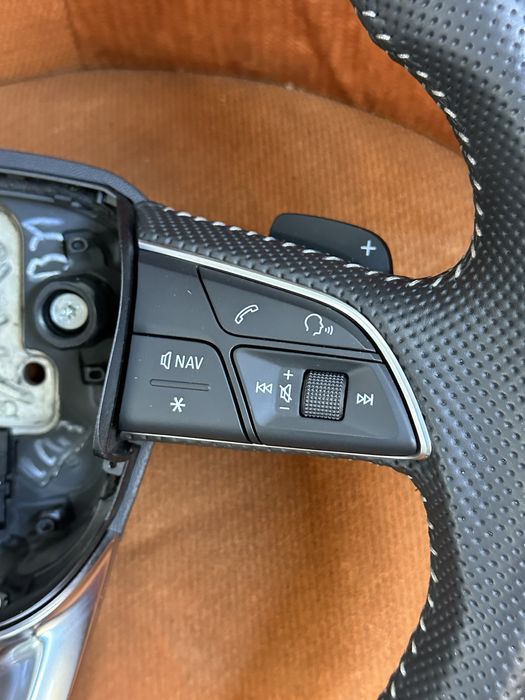 Volan Audi A4/ Q5 /Q7/Q8  S Line Padele View