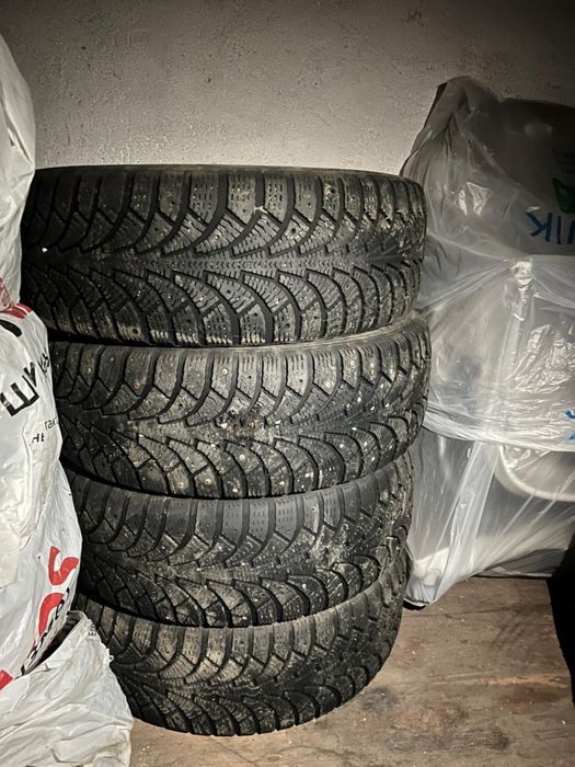 Продам зимнюю резину