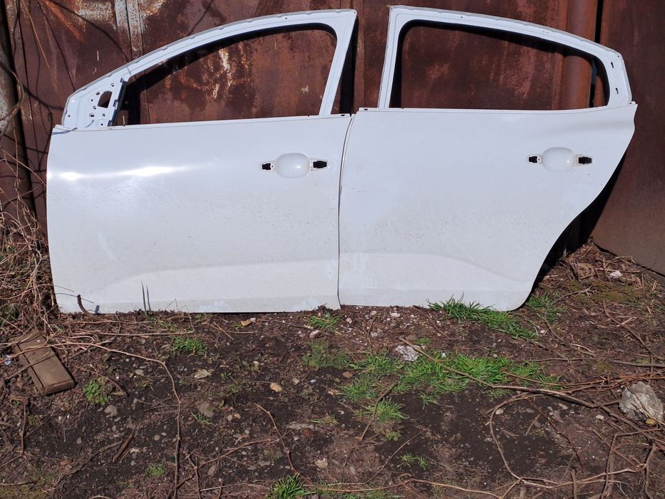 Portiera St.Dr.Fata Logan3 Sandero 3 Jogger si Sp. Dacia Logan 3