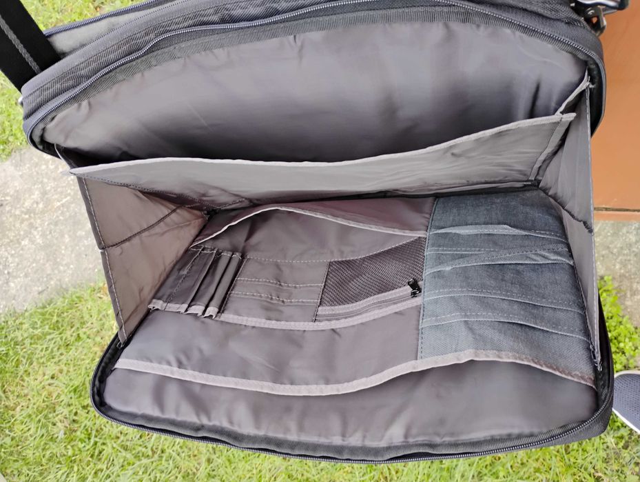 Geanta laptop DELL - 17 " - bonus cablu securizare laptop