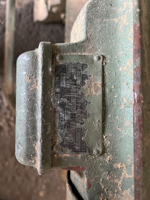 Масивен циркуляр 5.5kw с карета,трифазен