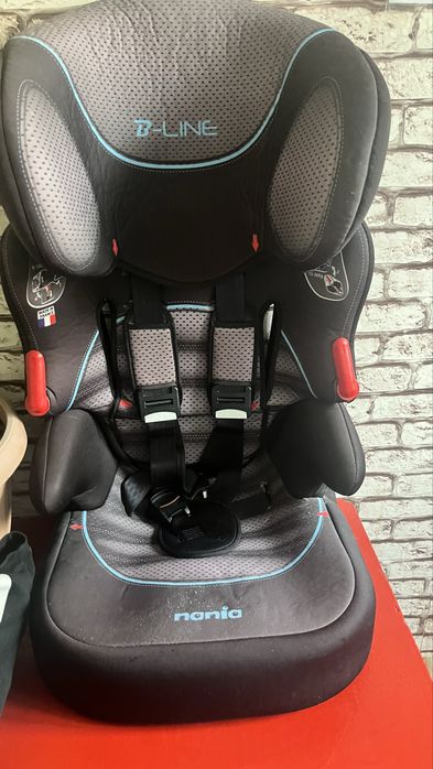 Автокресло в идеальном состояний