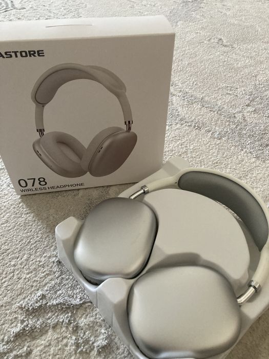 Продам наушник новый