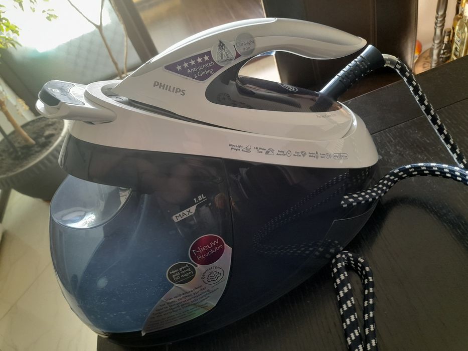 Stație călcat Philips 10/10