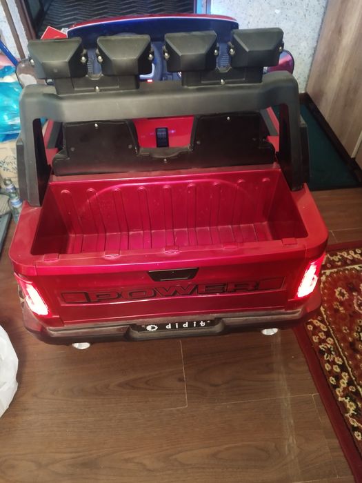 Болалар машинаси