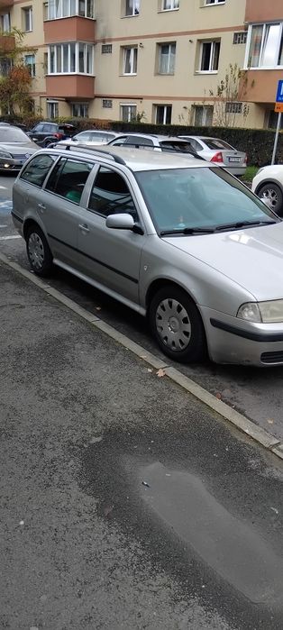 Scoda Octavia 1, 2004,   1.6 benzina