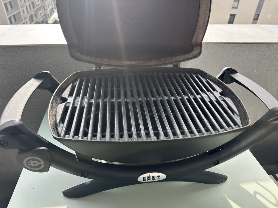 Gratar electric Weber