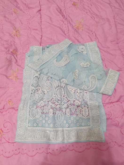 Шарф индийский блистящий