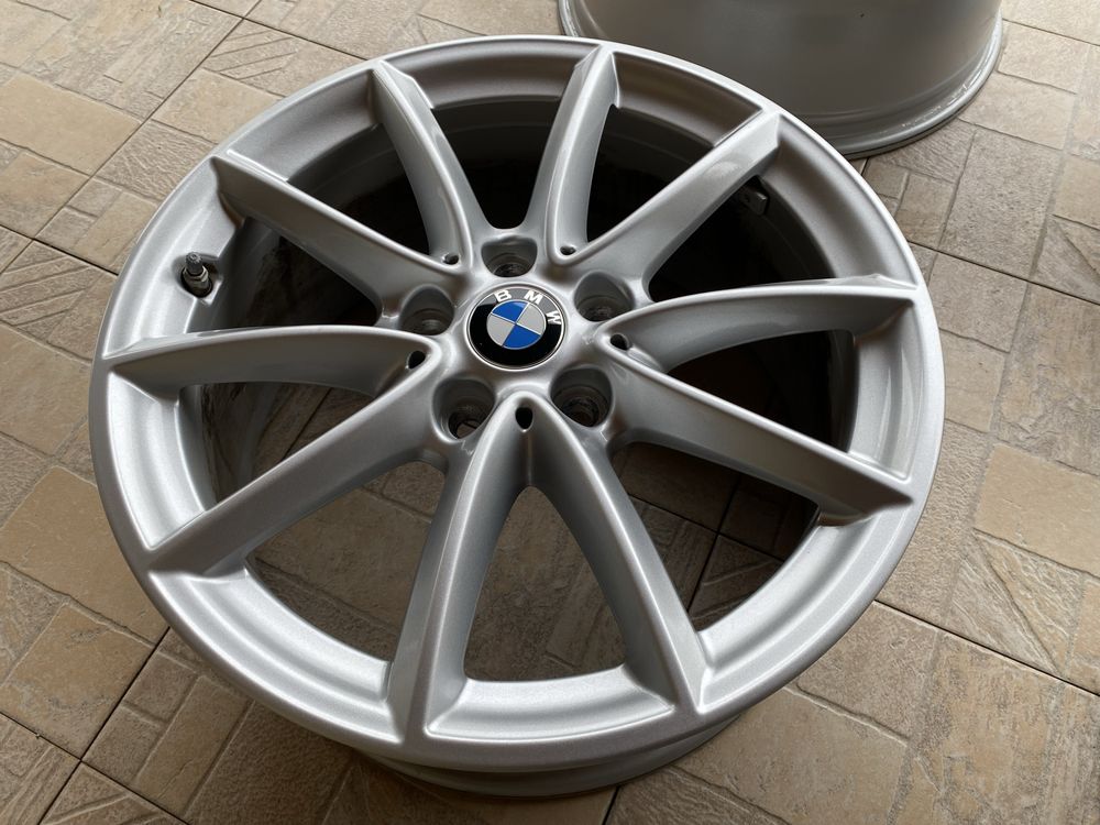 17" 5x112 BMW Style 560 X1 X2 F48 F39 OEM