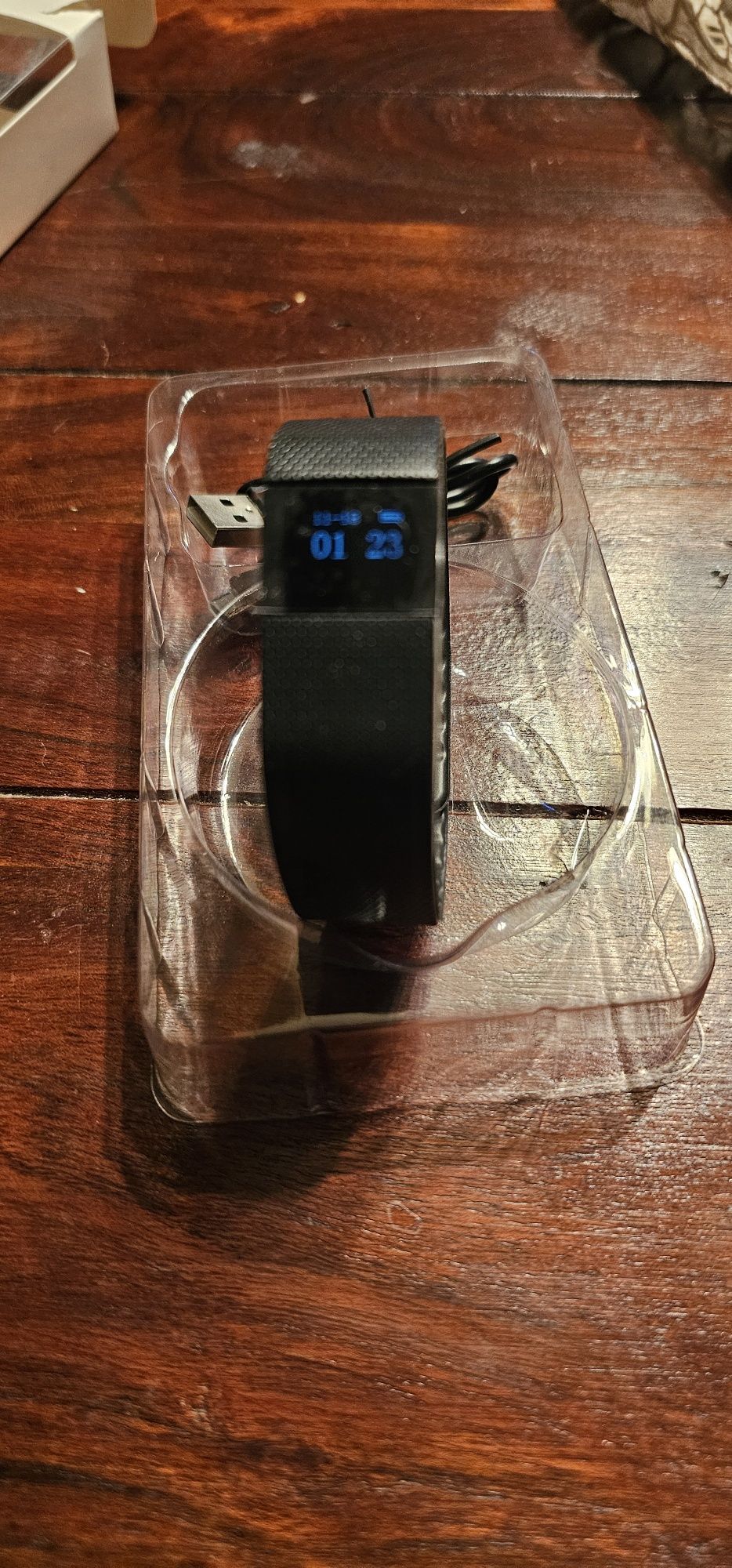 Bratara Continental  activity tracker