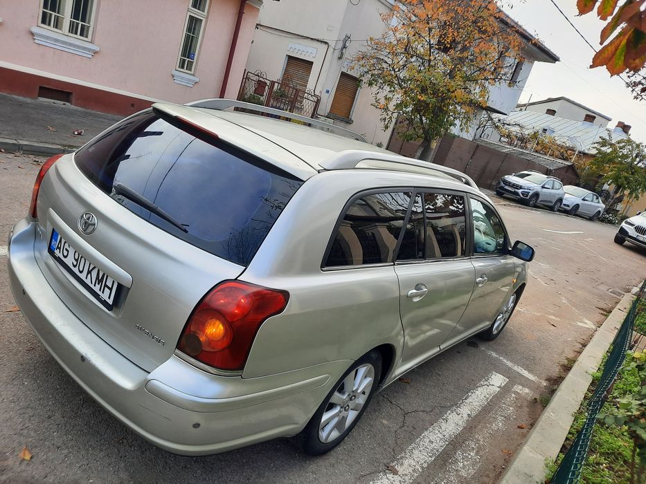 Vand Toyota Avensis 2.0d, FULL OPTIONS,acte val, fiscal la SUPER PRET!