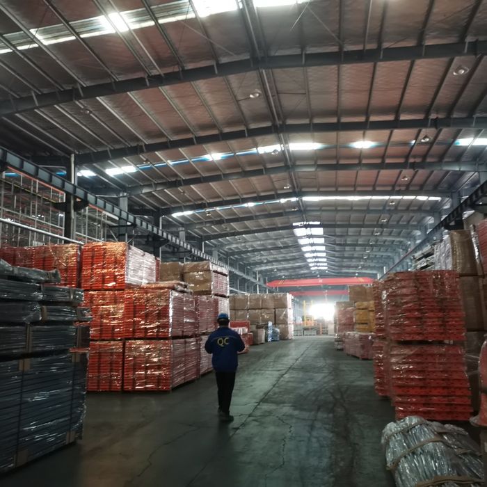 Rafturi metalice industriale