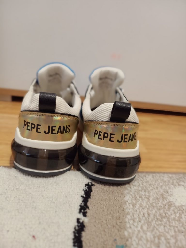 Adidași Pepe Jeans