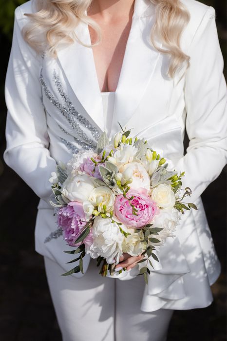 Costum cununie civila