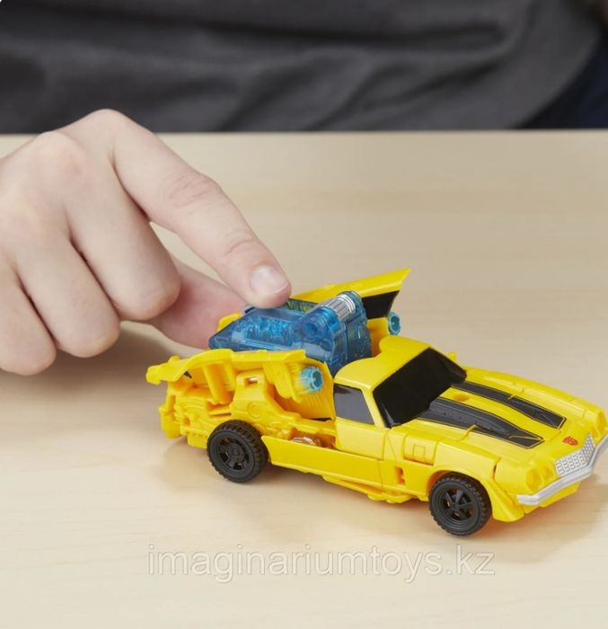 Продам трансформера Hasbro Bumblebee
