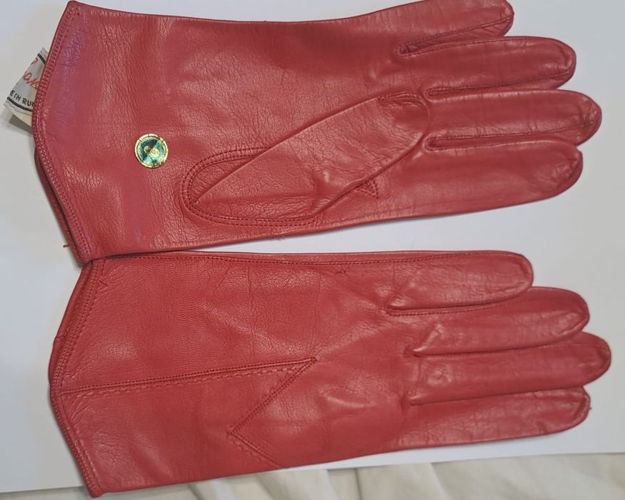 Перчатки женские