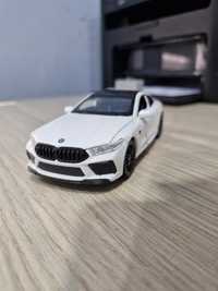 Оригинальная модель BMW M8