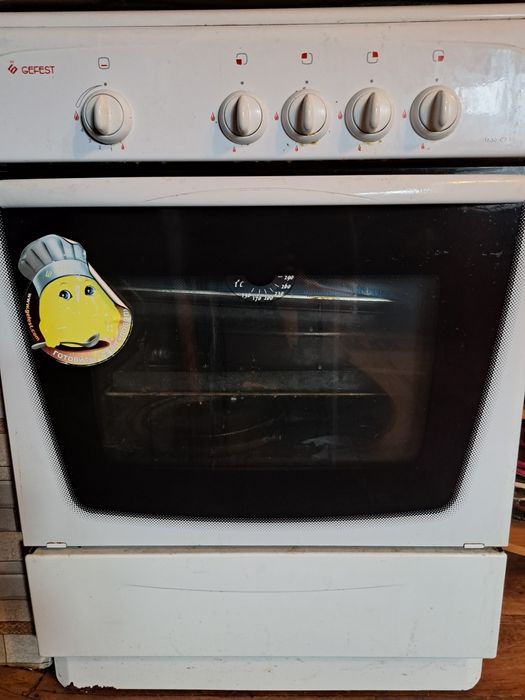 Газовая плита,все работает отлично