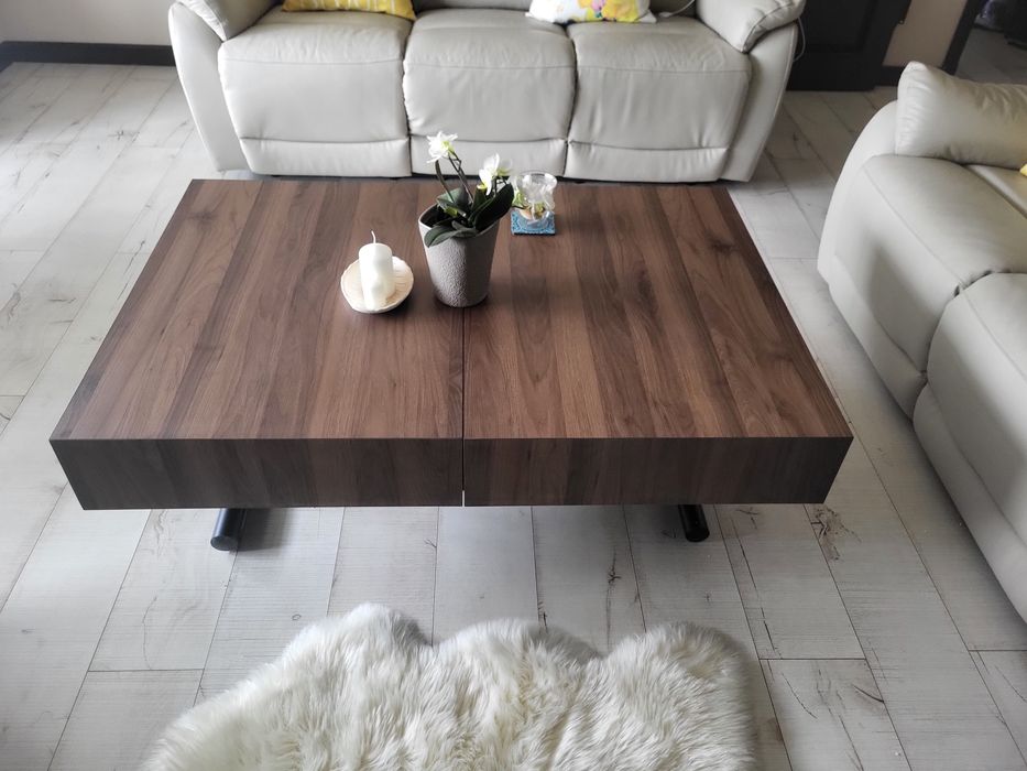 Masa extensibila cu telecomandă