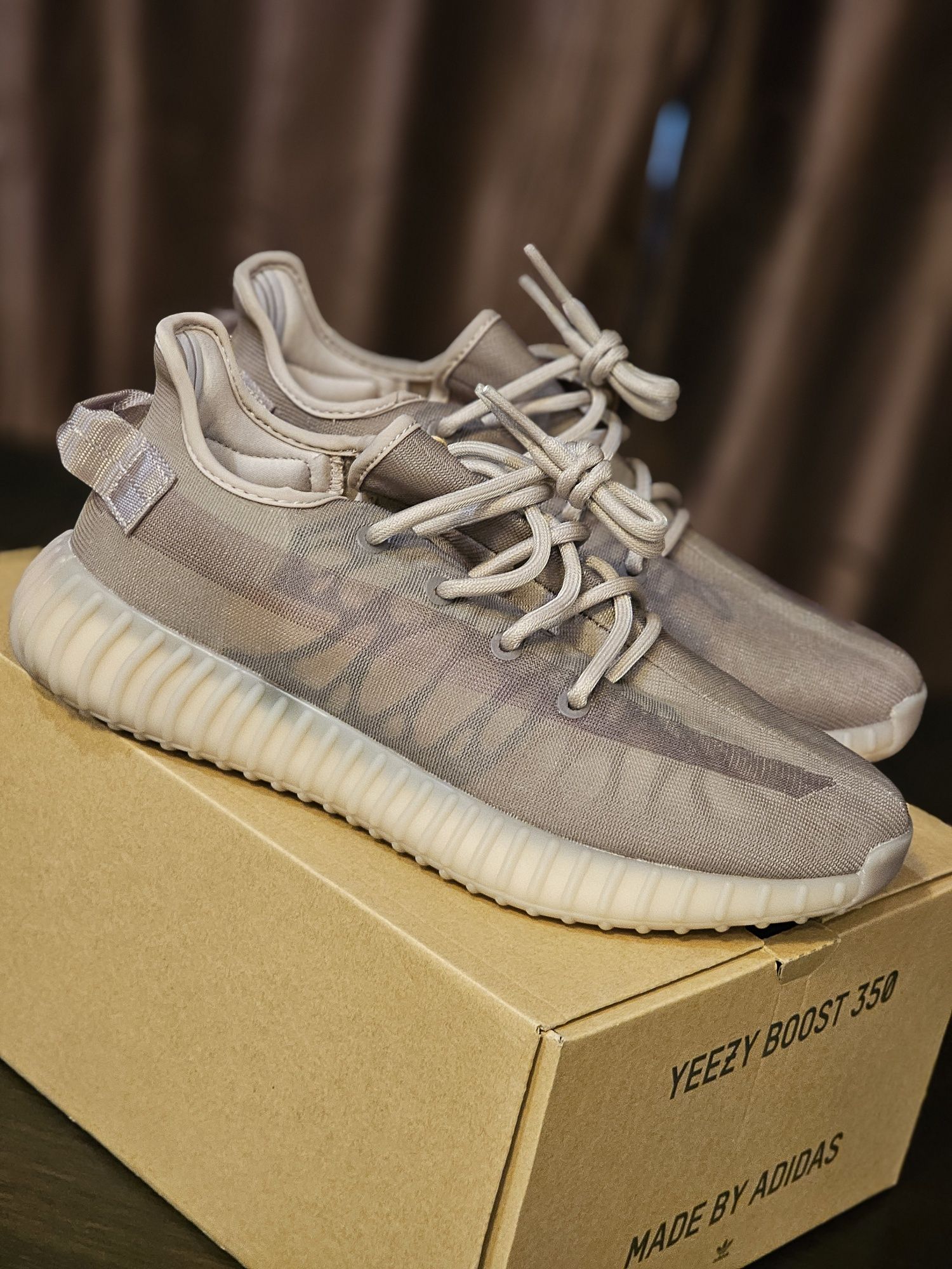 Adidas Yezzy Boost 350 V2
