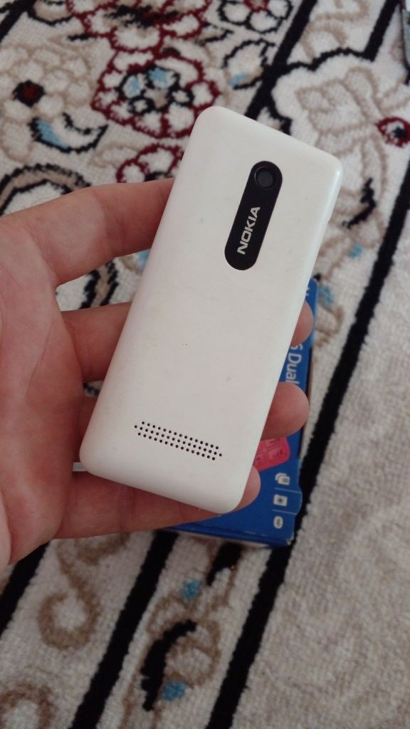 Nokia 206 white sotladi