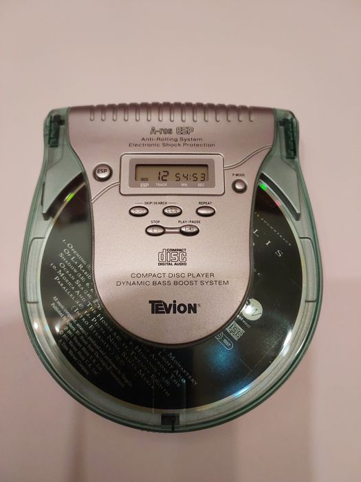 CD-Player Tevion MD7894. ESP, Anti-Rolling Sistem, Bass Boost.