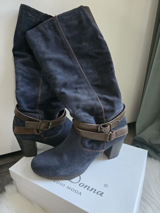 Cizme îmblănite, comode și foarte practice, cu detalii din piele maro