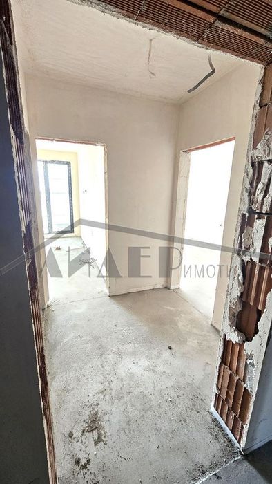 2-стаен в нова луксозна жилищна сграда. ТОП ЛОКАЦИЯ !