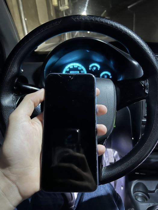 Tecno 6pro сотилади срочна