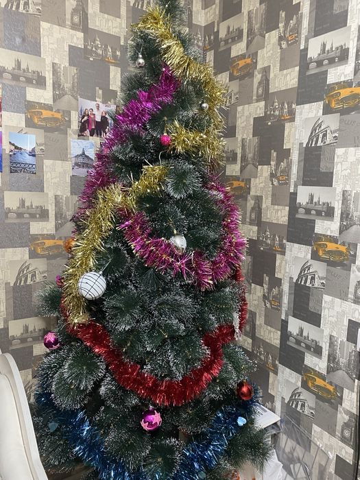 Продаю ёлку 2 метра