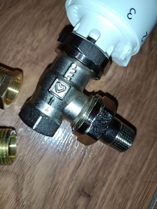 Robinet termostatic herz 3/8 + reducții 1/2