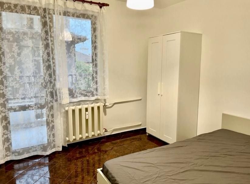 Дава се под наем Четиристаен апартамент в София, Център - 140 кв.м за 850 € - Снимка #3