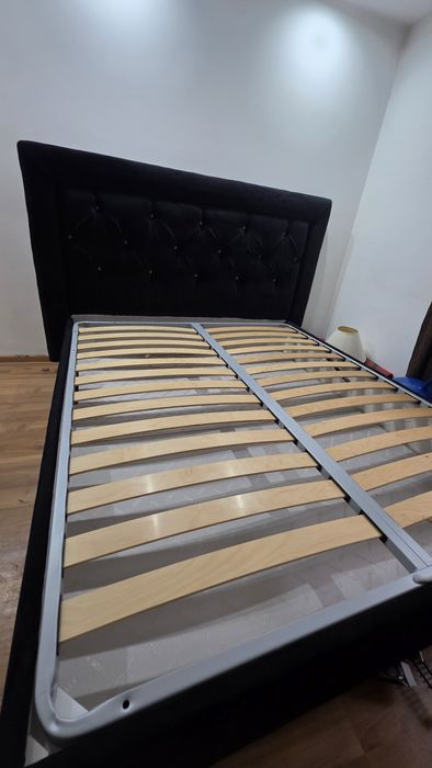 Pat matrimonial  cu lada depozitare