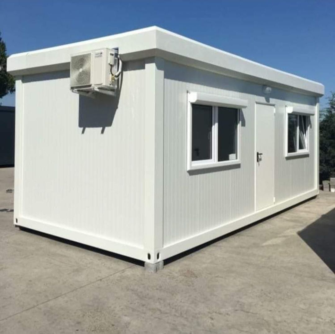 Vand containere trimit în toată țara fără nici un avans