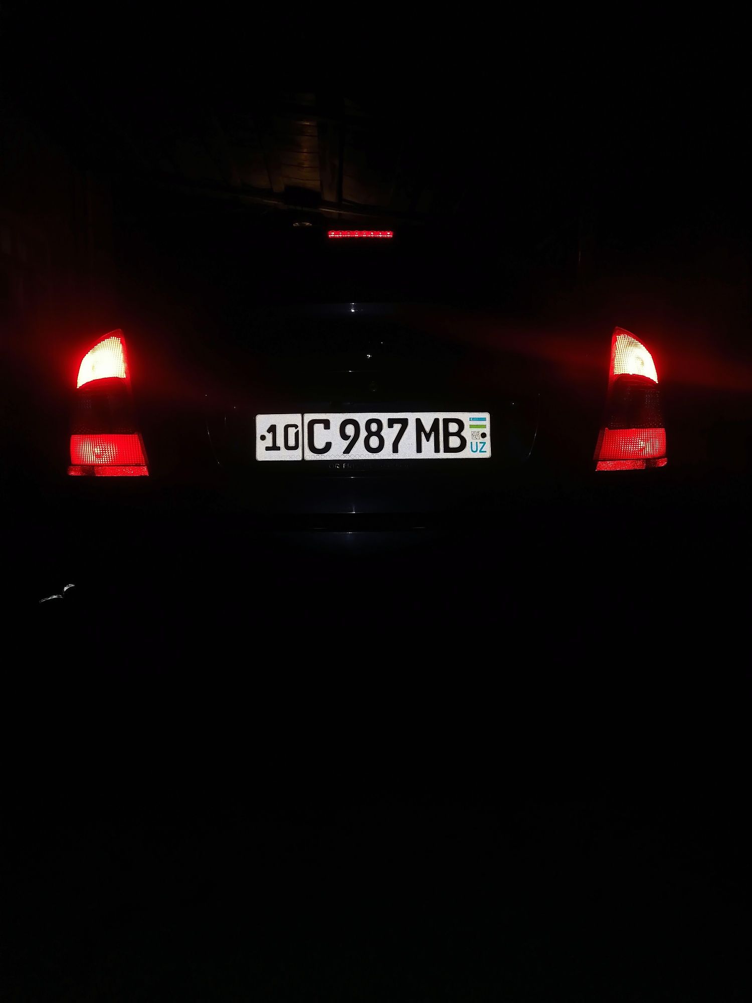 Лада калина сотилади.