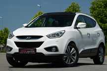 Hyundai ix35 Facelift • 4WD • Panoramic •Xenon•Revizie•Nr rosii•GARANTIE 12 Luni