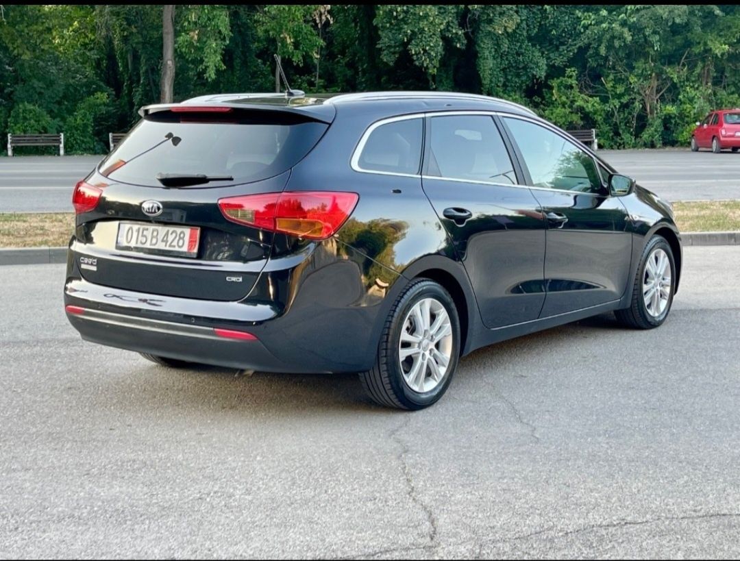 Kia Ceed 1.6 CRDi 110к.с
Kia Ceed

1.6CRDI*HighTec, Комби,
1.6CRDI*Hig