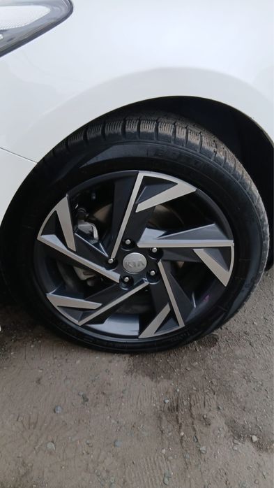 Продам Диски Шинами От Хюндай Элантра 2024 Диски Отличным состояний