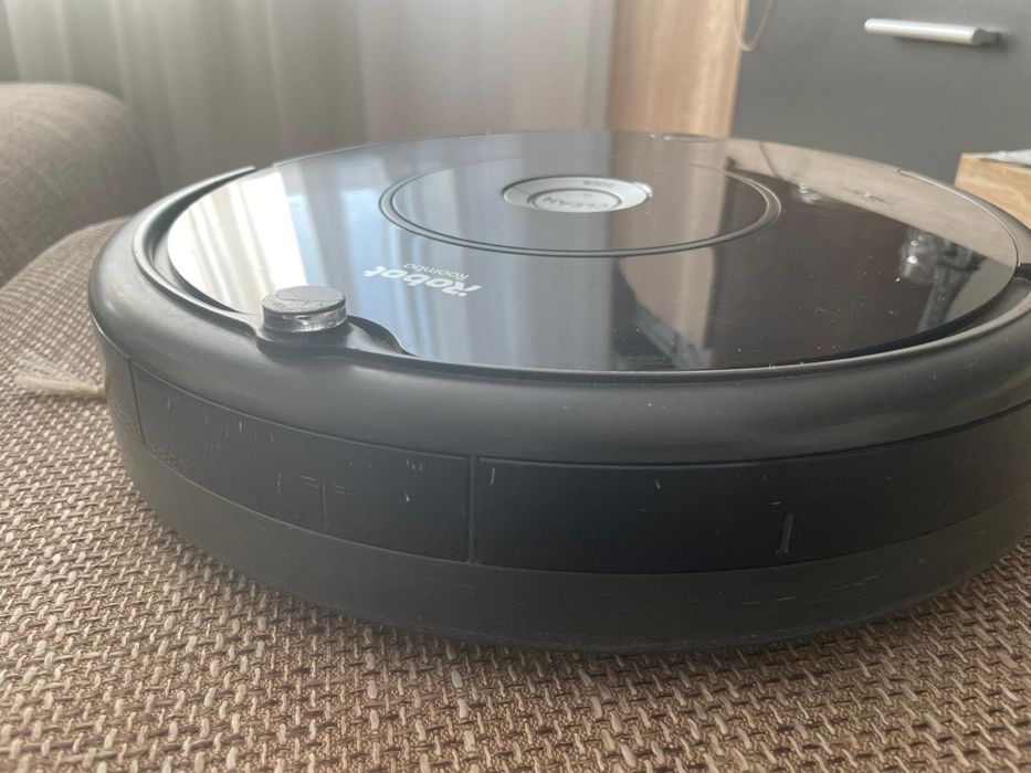 Aspirator robot iRobot Roomba 606