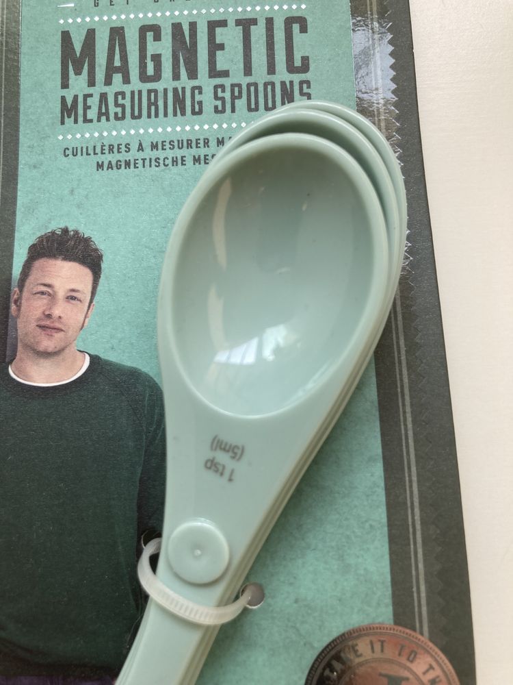 Комплект магнитни мерителни лъжички на Jamie Oliver