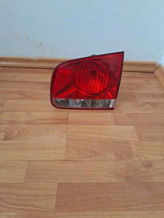 Stop dreapta pe haion VW Touareg 7L original