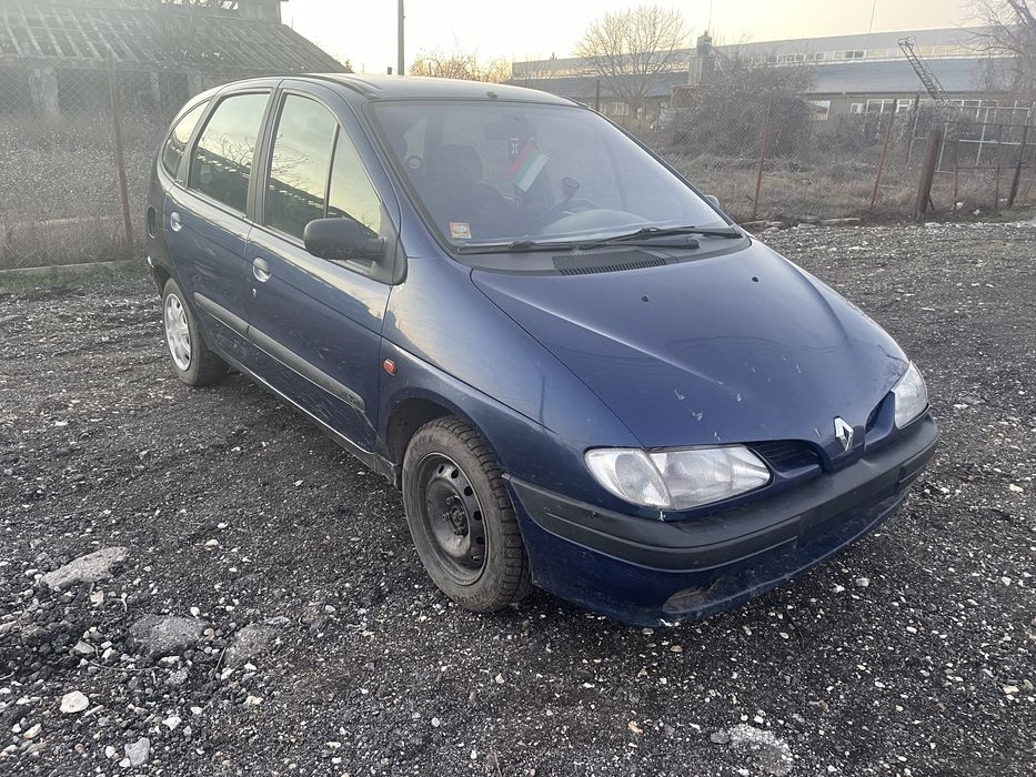 Renault Megane Scenic на части
