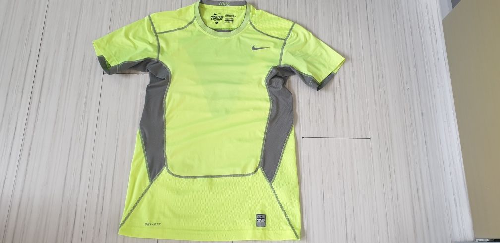 Nike PRO Combat Compression Dri - Fit  XL НОВО! ОРИГИНАЛ Мъжка Тениска