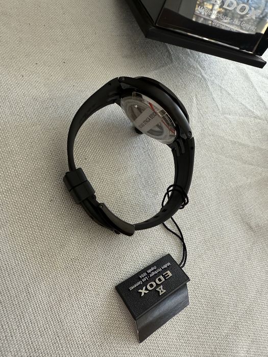 ЧИСТО НОВ! Edox Delfin Mecano Automatic Black&Orange